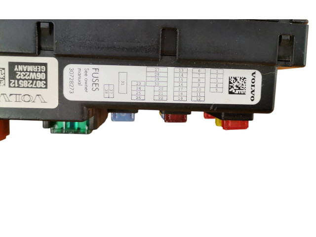 Блок предохранителей 30728512, 06W232   Volvo XC90    