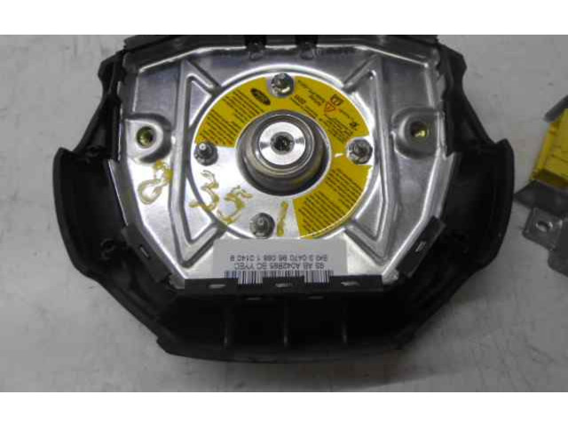 Подушка безопасности водителя    Ford Escort