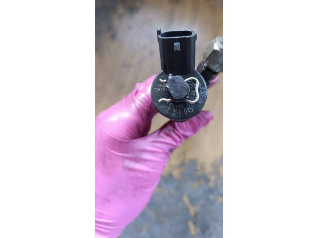 Vstřikovač 0445110030, 2354045 Rover 75