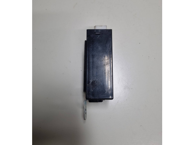 Блок управления 958303E000 KIA Sorento