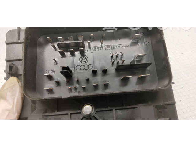 Блок предохранителей 1K0937125D, 1129261116E Skoda Octavia Mk2 (1Z)