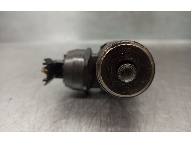 Форсунка 038130073BQ, 0414720312    Skoda Octavia Mk2 (1Z)  BMM 