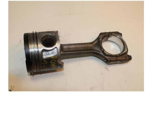  Поршень с шатуном 55283099 55263087  Jeep Renegade  