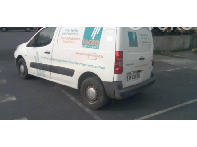 Блок управления климат-контролем 9804091180   Peugeot Partner