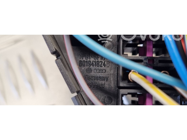 Блок предохранителей 6Q1941824B Skoda Fabia Mk1 (6Y)