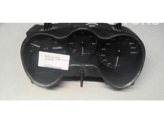 Přístrojová deska Seat Altea XL 2010 NT