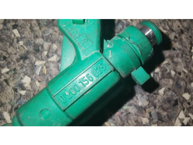 Vstřikovač 0280156025 Citroen Saxo pro benzínový motor 1.0