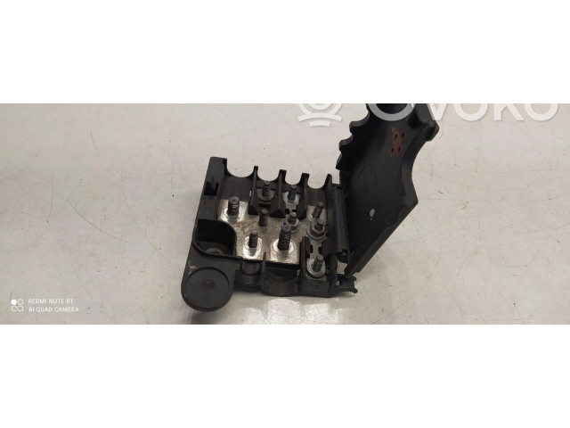 Блок предохранителей 8K0937517B, 8K0937517B   Audi A5 8T 8F    