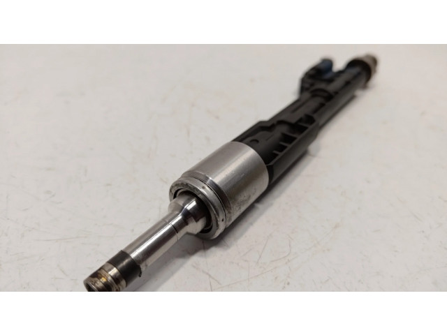 Vstřikovač 13537645956, 13538627842   BMW M5  pro benzínový motor 4.4 S63 