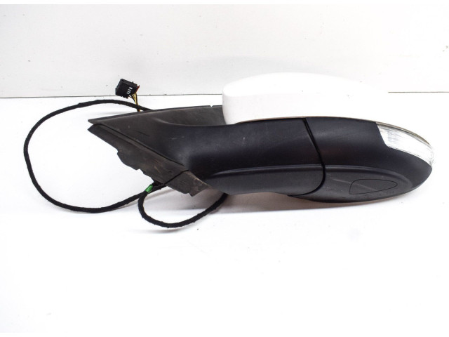 Зеркало электрическое Skoda Yeti (5L) 2009 - 2017 года