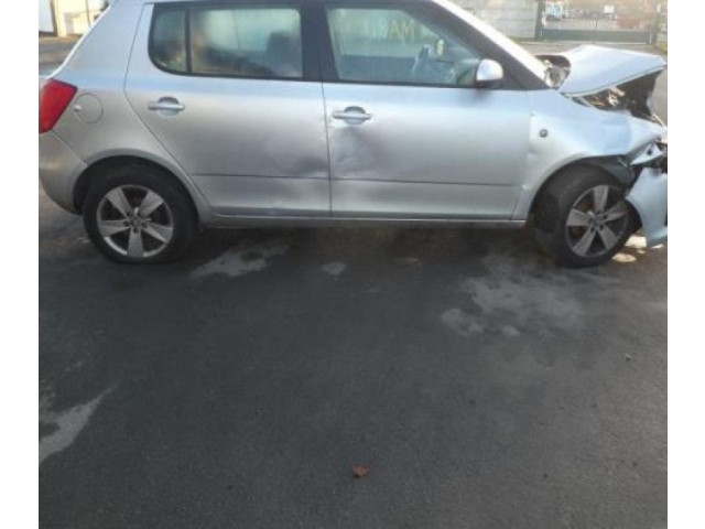 Генератор 03F903023E Skoda Fabia Mk2 (5J)