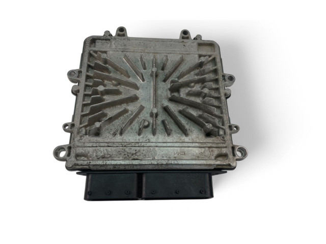 Блок управления двигателем Блок управления 31303095AC, 0281016616   Volvo V70