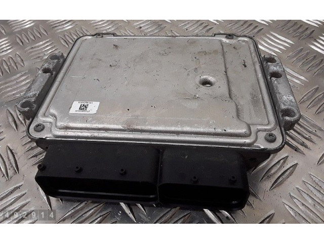 Řídící jednotka 391202a302, 0281018188 KIA Optima 2013