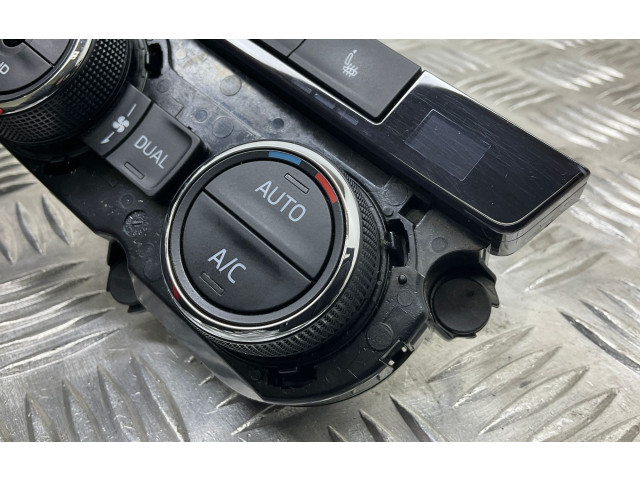 Блок управления климат-контролем 5E0907044H Skoda Octavia Mk3 (5E)