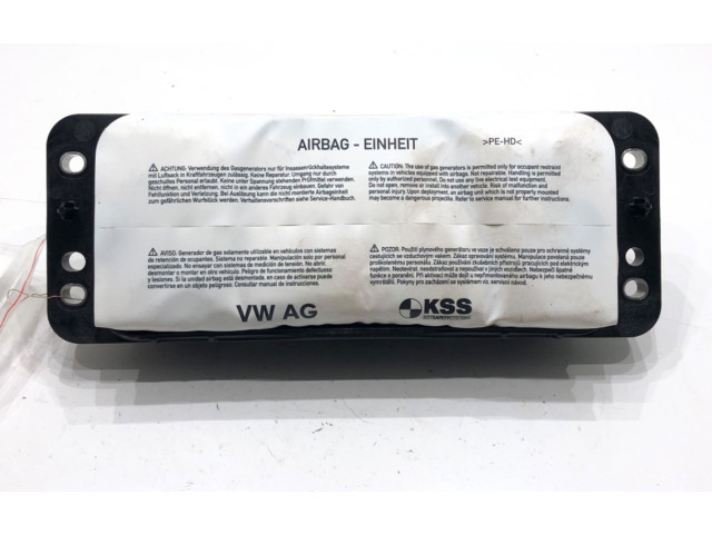 Подушка безопасности пассажира 8V0880204E Skoda Octavia Mk3 (5E)