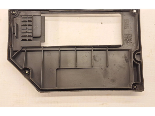 Блок предохранителей  3515122   Volvo S70  V70  V70 XC    