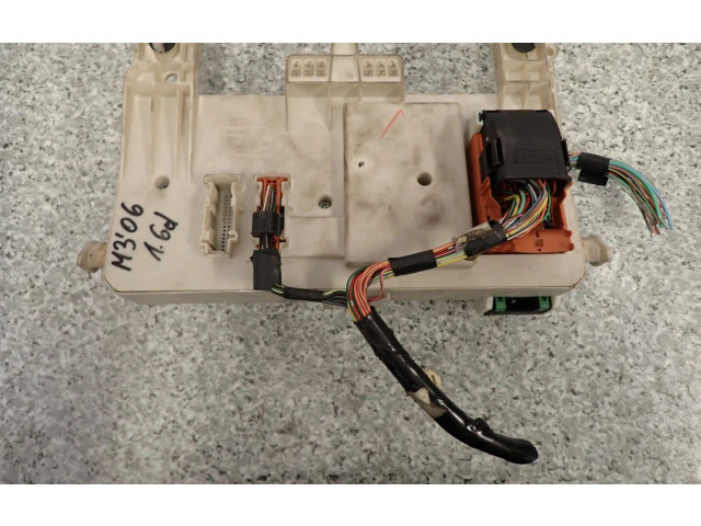 Блок управления BP8F66730D   Mazda 3 I