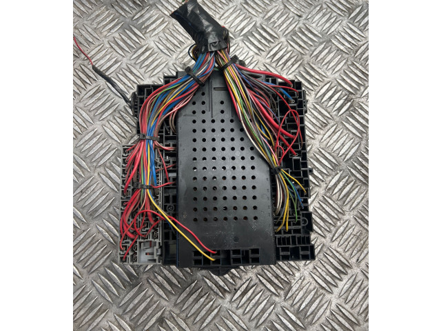 Блок предохранителей 30679527, 08696098   Volvo XC90    