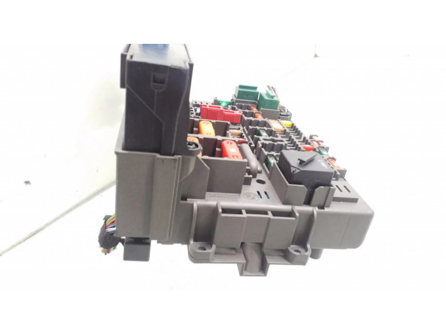   Pojistková skříňka 9119446, 9177983   BMW 1 E81 E87 2008