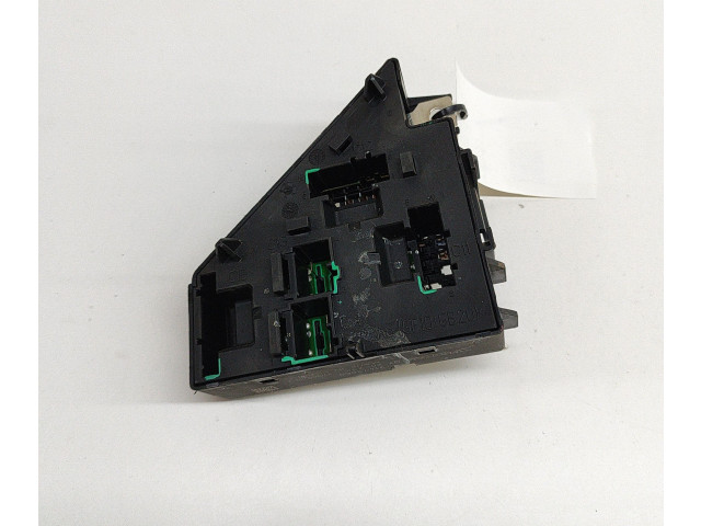 Pojistková skříňka 32311188, 31473569 Volvo V60 2020