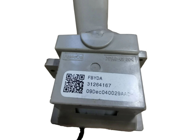 Ручка стеклоочистителей 31264167   Volvo V70