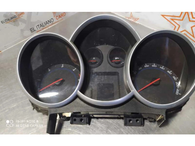 Přístrojová deska Chevrolet Cruze 2009 688014257, 688014257