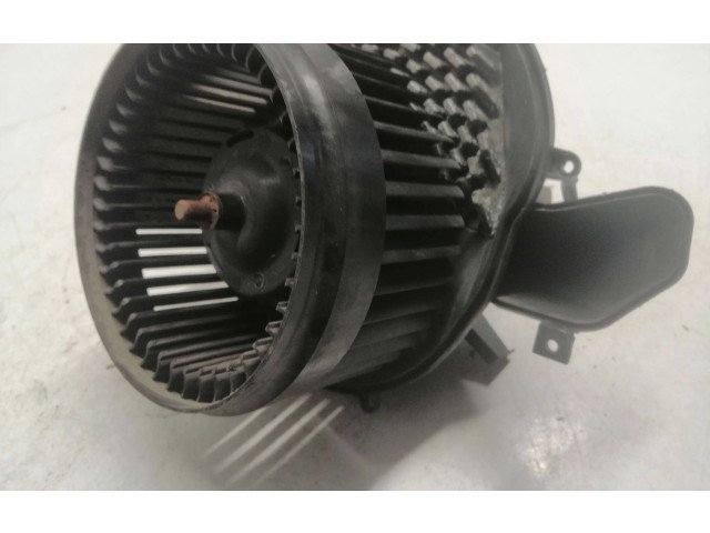 Вентилятор печки Volvo V70