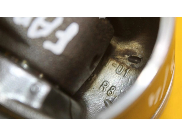  Поршень с шатуном    Skoda Fabia Mk1 (6Y)  