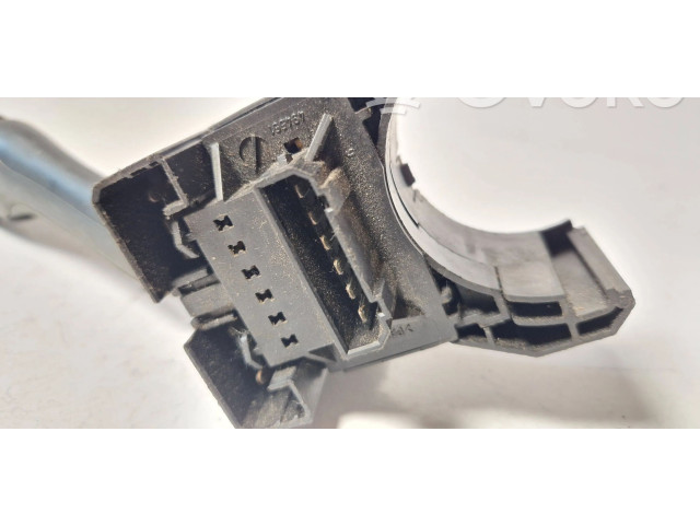 Ручка стеклоочистителей 4B0953503H, K0301202032 Volkswagen Golf IV