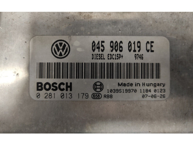 Блок управления двигателя 0281013179, 045906019CE Skoda Fabia Mk2 (5J)