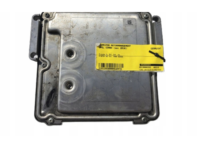 Блок управления 0281033461, 55283323   Opel Combo E