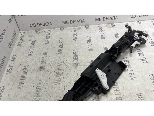 Zámek zadních dveří 7353615 BMW M4 F82 F83 2015