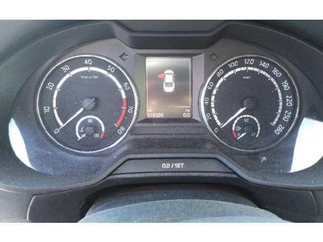 Панель приборов 5E0920871C, A2C83639900   Skoda Octavia Mk3 (5E)       