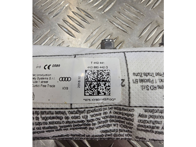 Подушка безопасности в сиденье 4K0880442G Audi e-tron