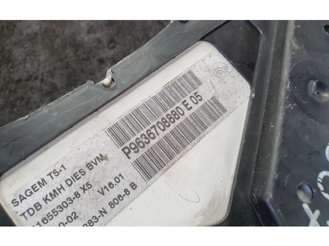 Спидометр (приборный щиток) P9636708880E, P9636708880E05 Peugeot 307 2002