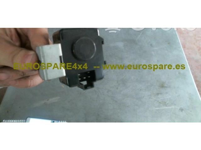 Pojistková skříňka 28496, 02J00 Nissan Patrol 260 1989