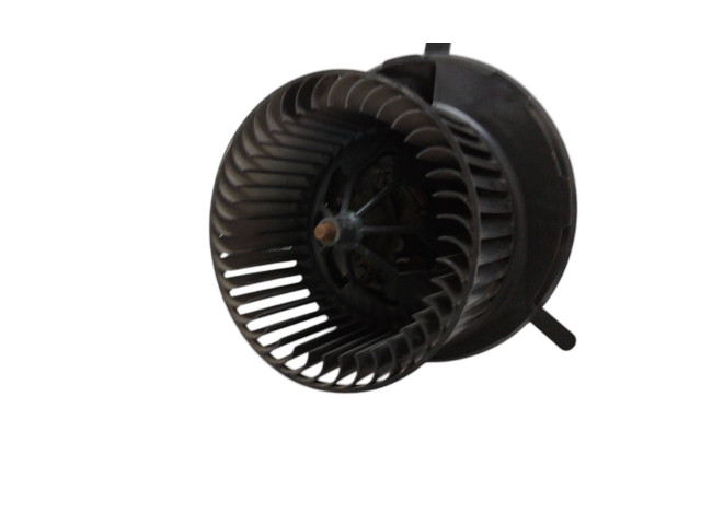 Вентилятор печки    CZ0160600762, 1K1819015E   Skoda Yeti (5L)