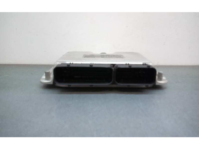 Блок управления двигателя 038906012CE, 0281010257 Skoda Fabia Mk1 (6Y)