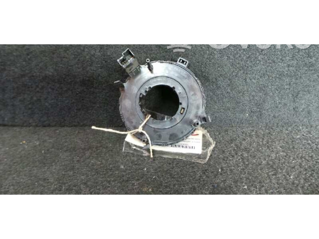 Подушка безопасности водителя    Audi A6 S6 C5 4B