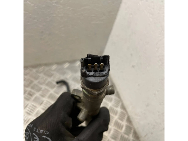 Топливная рампа Jeep Grand Cherokee (WJ) 2.7