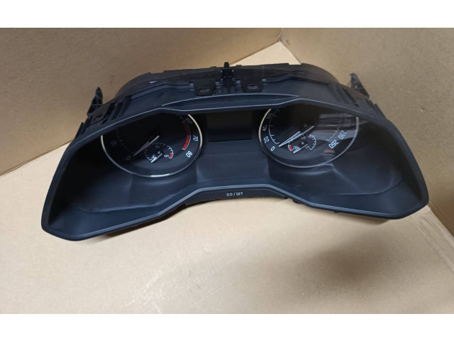 Панель приборов 3V0920750, 7812DWFSV Skoda Superb B8 (3V)