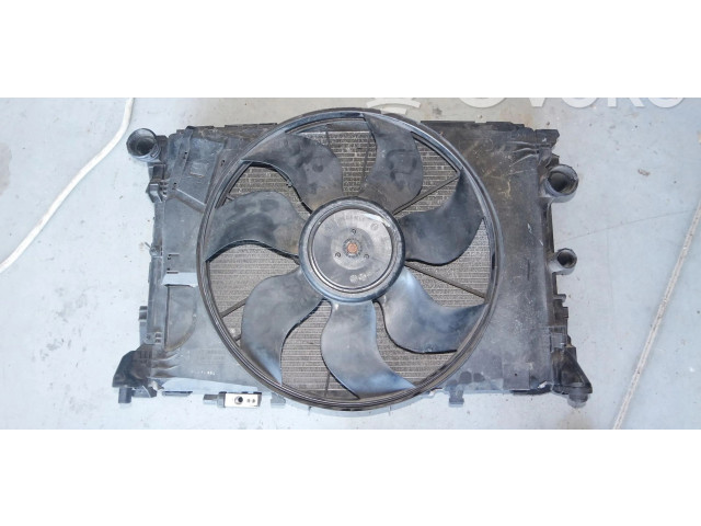 Vstřikovací lišta BGN7434BG4 Mercedes-Benz C W204