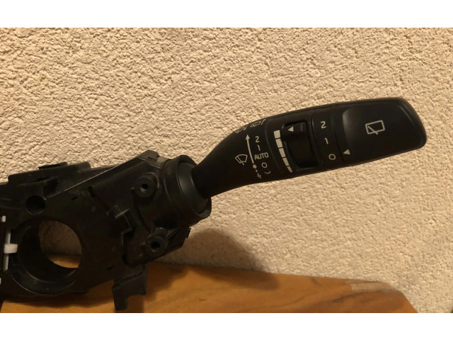 Ручка поворотов/ фонарей KIA Niro 2016 - 2022 года 93404Q4960