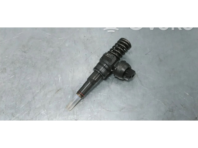 Vstřikovač 038130073BN, 038130073BL   Volkswagen Caddy    BST 