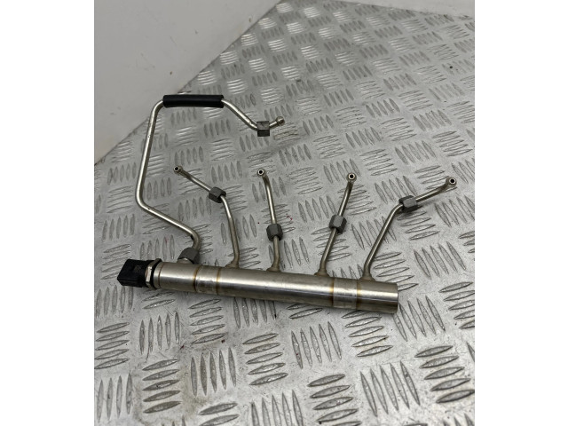 Vstřikovací lišta 8511626, 0445010768 BMW 3 F30 F35 F31 pro naftový motor 2.0 b47