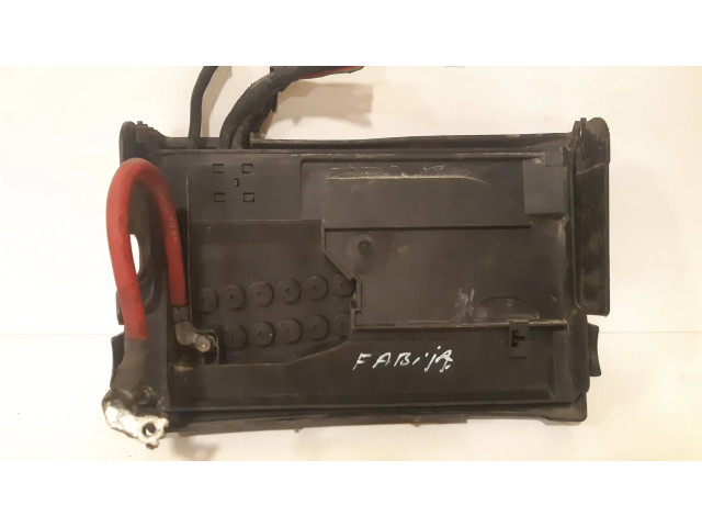 Блок предохранителей 6Q0937550F   Skoda Fabia Mk1 (6Y)    