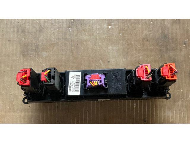 Дисплей    96628249, 2500000100   Chevrolet Captiva