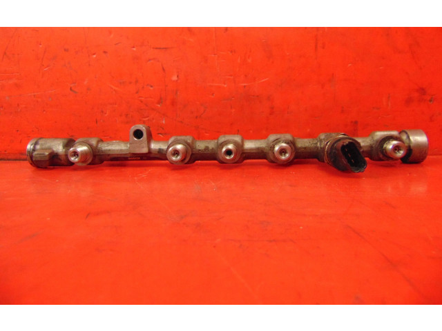 Топливная рампа    Renault Megane III  