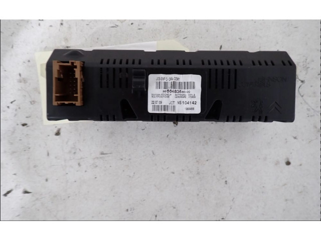 Подушка безопасности водителя 9821851780   Peugeot Partner