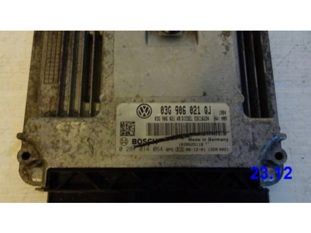 Блок управления двигателя 03G906021QJ   Volkswagen Golf V